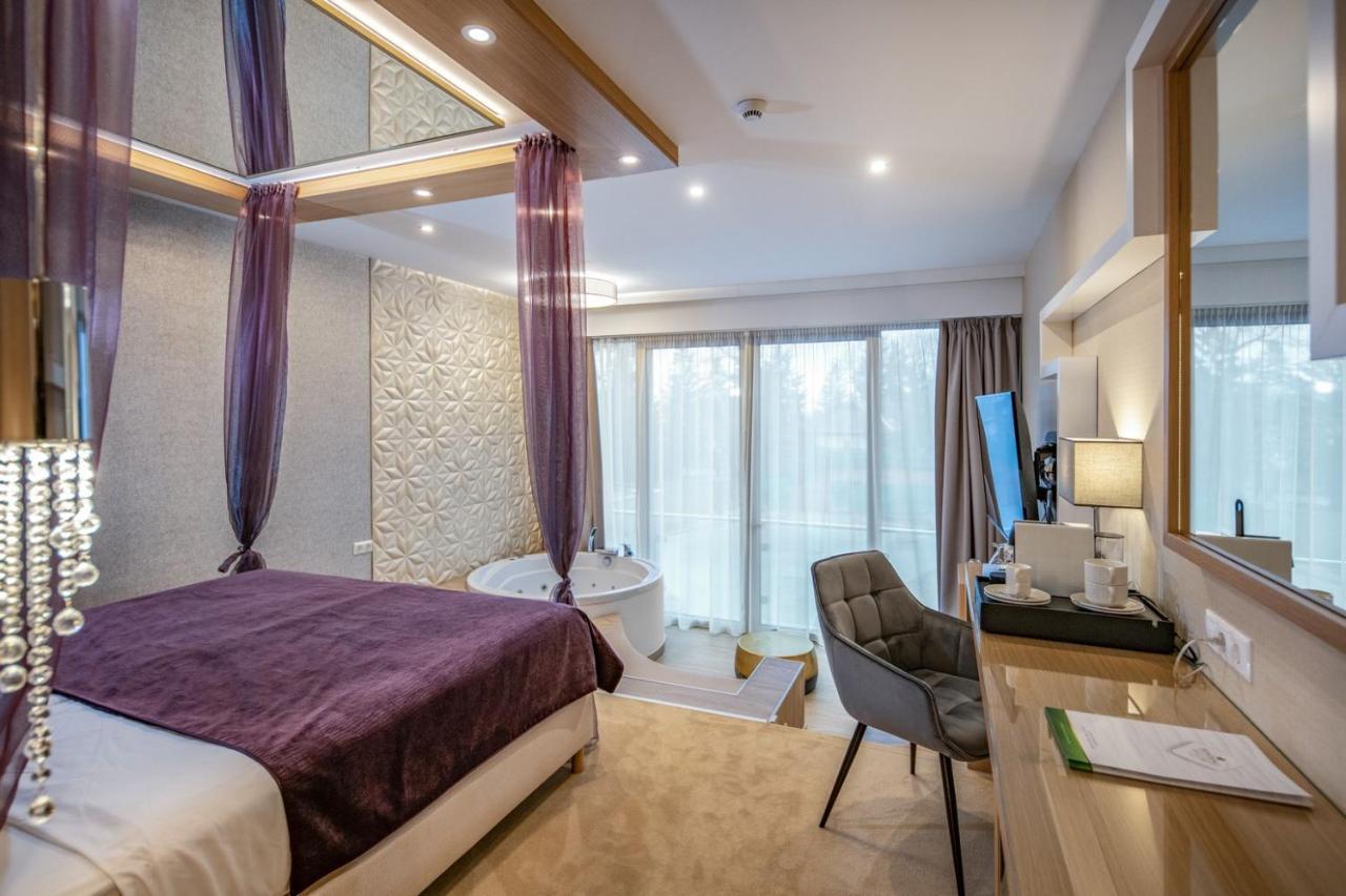 Hotel Ozon & Luxury Villas Matrahaza Exterior photo