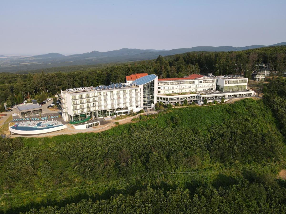 Hotel Ozon & Luxury Villas Matrahaza Exterior photo