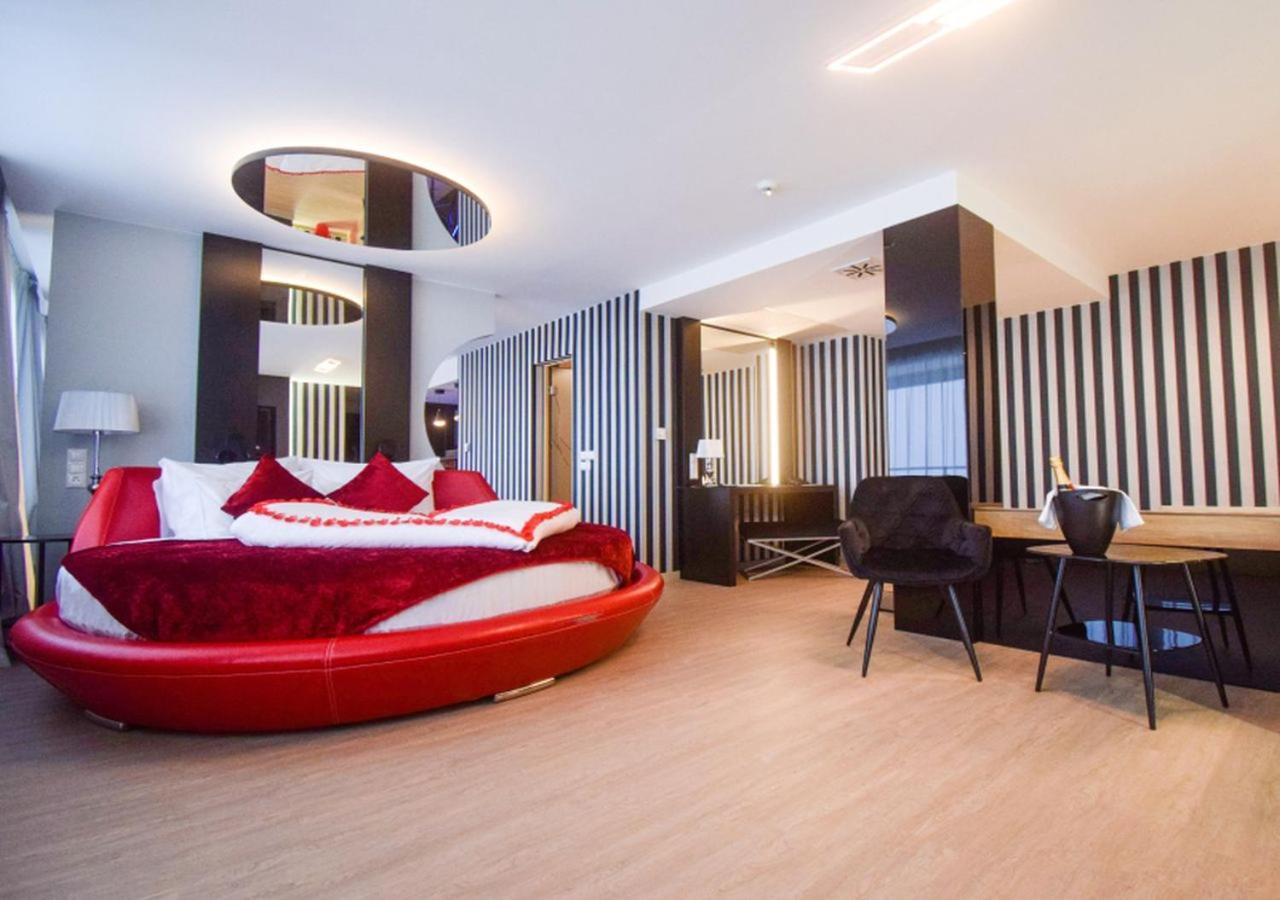 Hotel Ozon & Luxury Villas Matrahaza Exterior photo